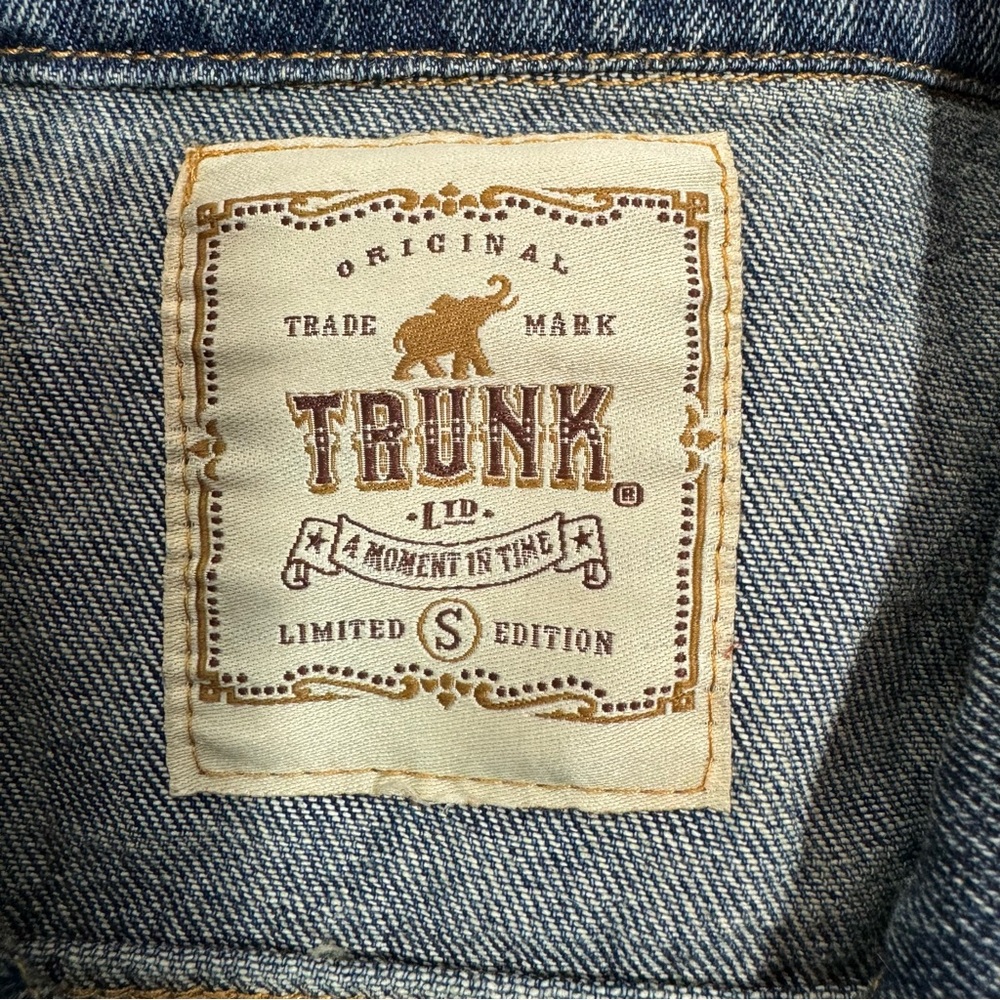 Lynyrd Skynyrd Trunk | LTD Limited Edition Distressed Denim Jacket ✨NWOT✨ - Picture 15 of 16